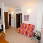 Luana Hotel