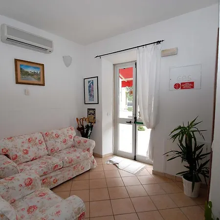 Luana Hotel